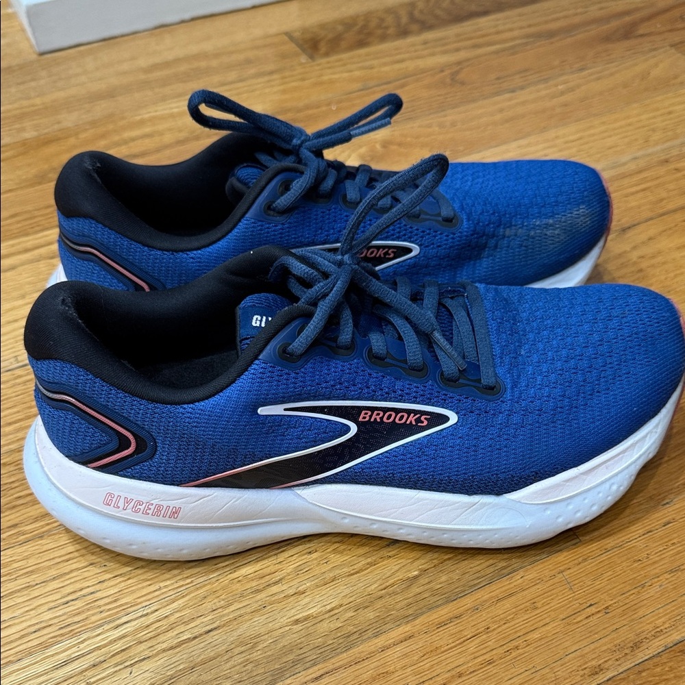 Brooks Glycerin 21 Blue and Black Sneakers